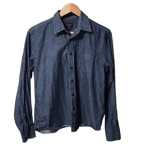 UNTUCKit Chambray Denim Button Down Shirt S M Jeans - Picture 10 of 11